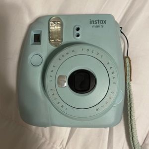 Fujifilm instax mini 9 Polaroid camera